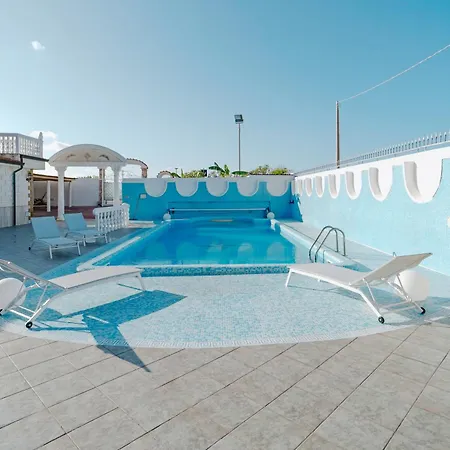Villa Fronte Mare